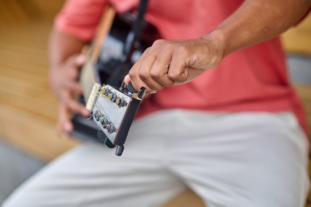 Tuning a Guitar by Ear